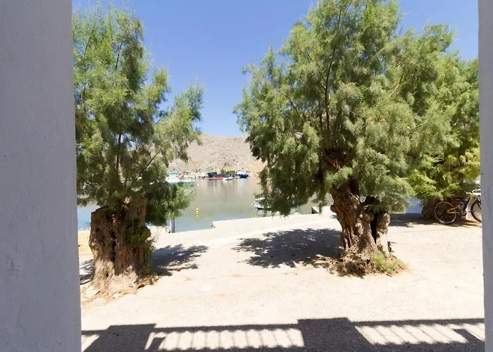 The Vegghera House بيت للعطل