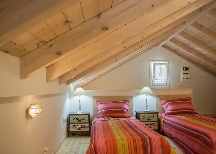 بيت للعطل The Vegghera House