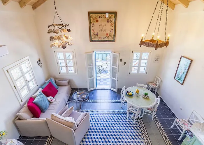 The Vegghera House بيت للعطل