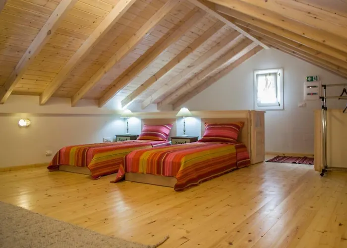 펜션 The Vegghera House 시미